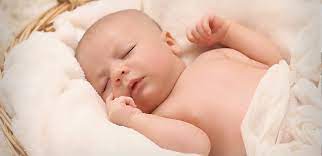 کمک به خواب نوزاد در طول شب1